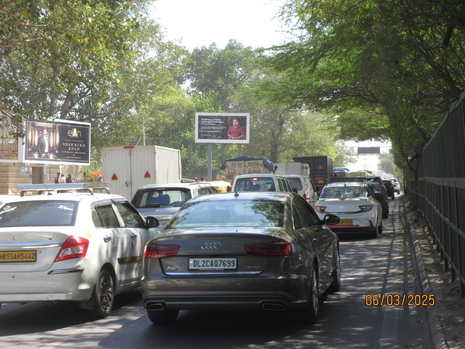 Unipole Advertising in Badarpur Flyover Toll Entry