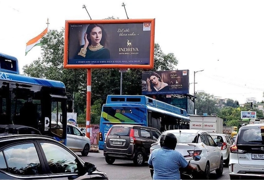Unipole Advertising in Opp Jaypee Siddharth Hotel Site 1