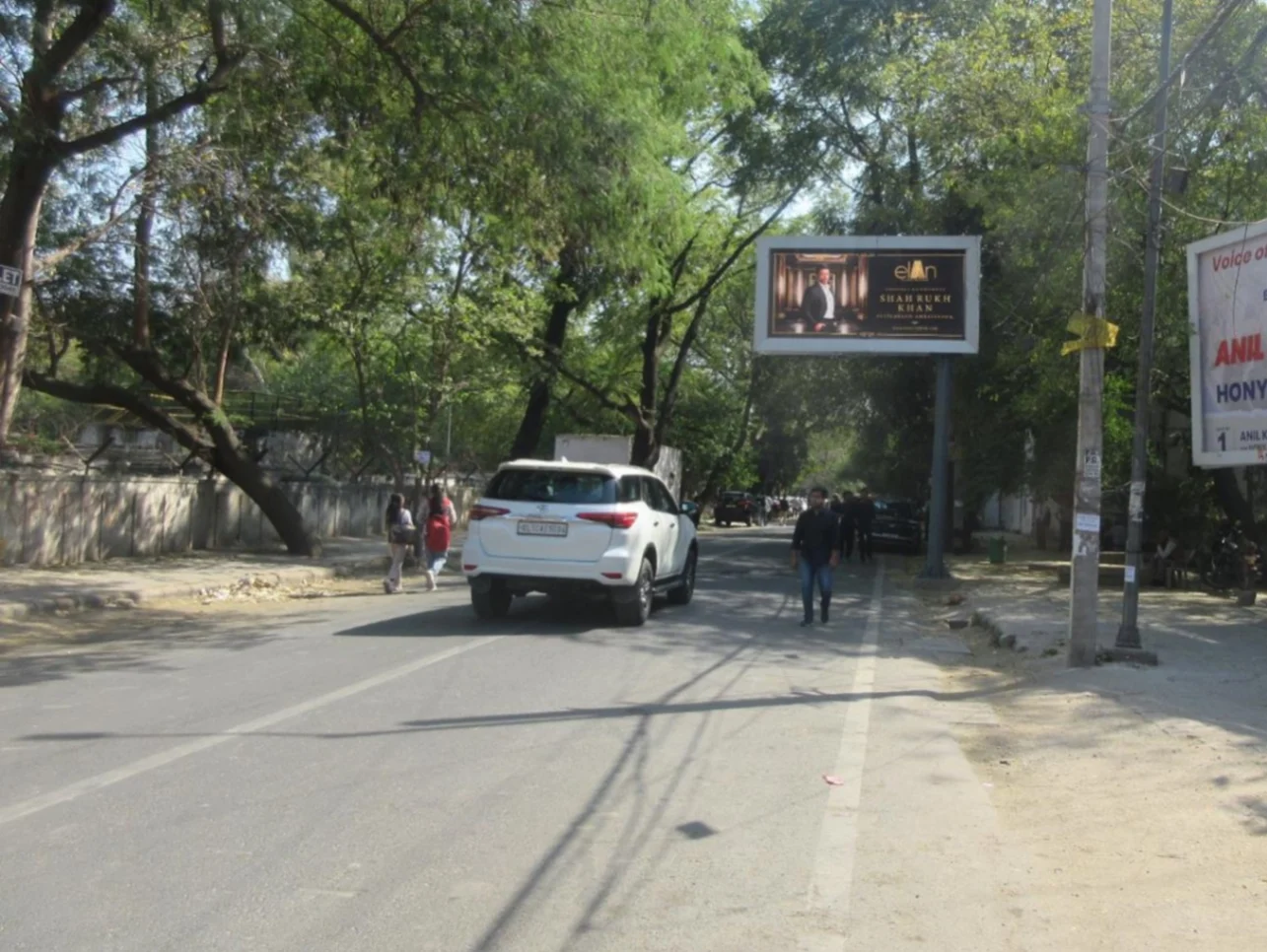 Unipole Advertising in Geetanjali Enclave – Rainbow Hospital
