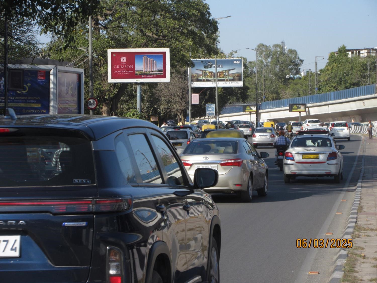 Unipole Advertising in Defence Colony Petrol Pump – Towards Oberoi